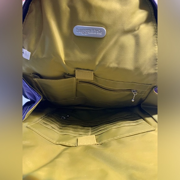 Baggallini Purple Nylon Black Sling Bag - Picture 5 of 5